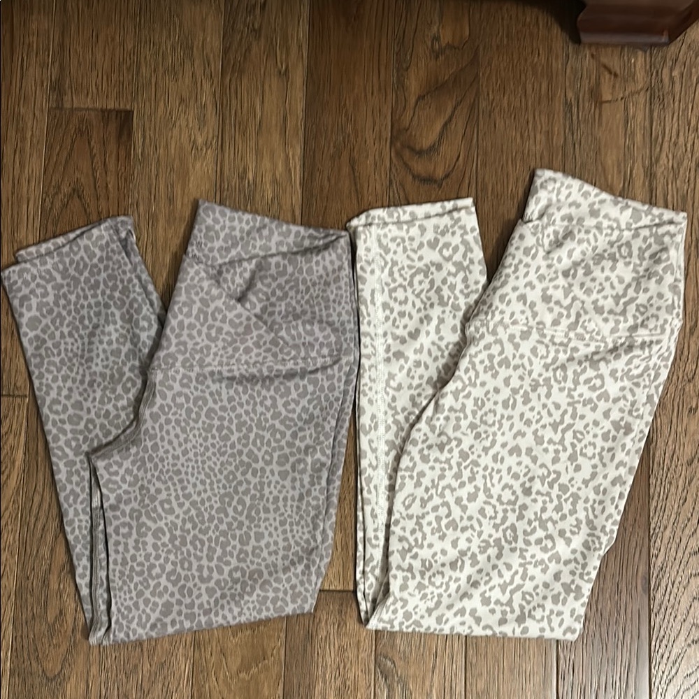Cheetah print leggings